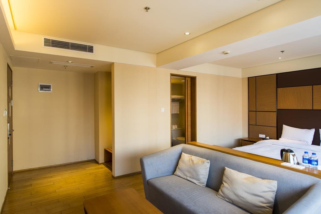 Ji Hotel Chengdu West Hi-Tech Zone Longhu Экстерьер фото